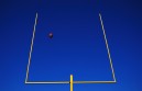 Ezért ne futballozzunk amcsifoci-pályán