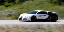 bugatti-veyron-super-sport-clicked-at-246-mph-on-idaho-roads-video-84549_1